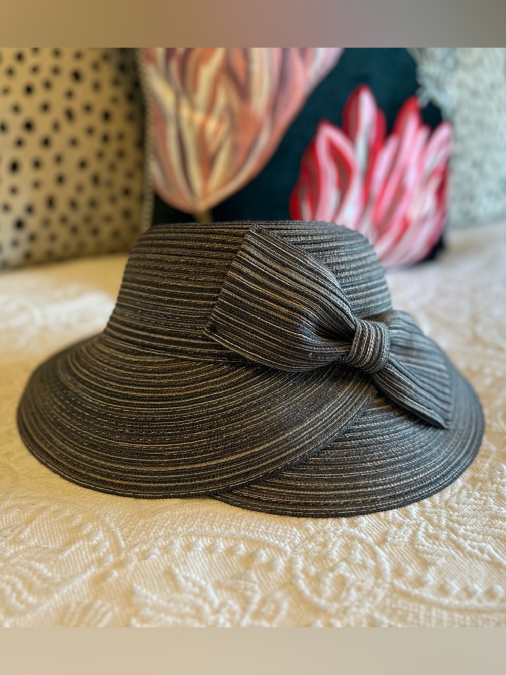Four Buttons Gorgeous Hat with side Bow